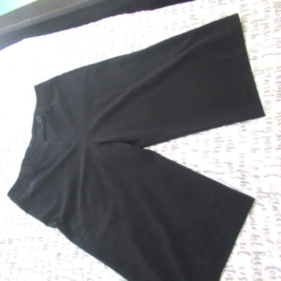 Ladies Gauchos size 10 - Picture 8 of 16